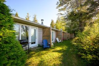 140 Peaceful King Suite Simcoe Escape w Beach - 9