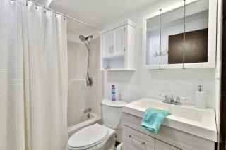 Liquid Lodge Lower - 2BR Duplex near Killington with 4 PM Checkout - 6