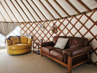 Pohara Coastal View Glamping - 7