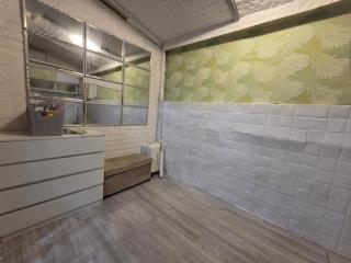 R Place - 2