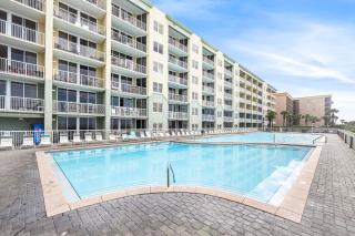 Gulf View Condo with Shared Pool & Beach Access - 9