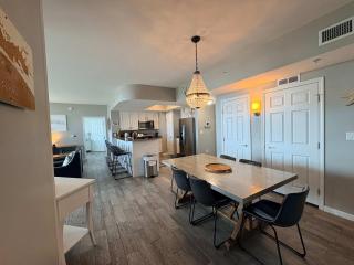 Coastal Condo with Shared Pools - 4