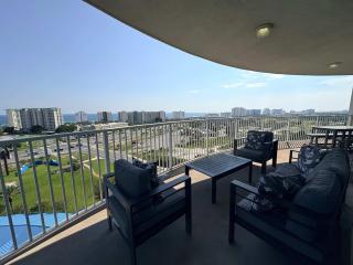 Coastal Condo with Shared Pools - 9