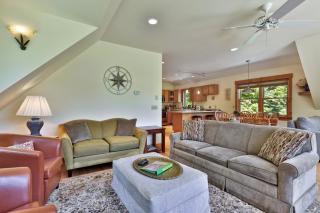 The Coolidge Barn - Game Room, Fire pit & Mountain Views - Sleeps 6 - 2
