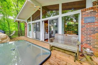 Waterfront Nolin Lake Retreat with Lake Views - 9