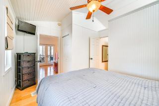 Waterfront Nolin Lake Retreat with Lake Views - 4