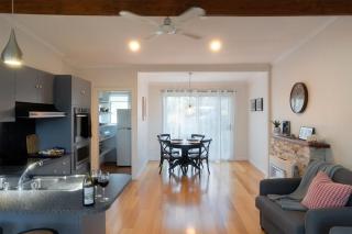 katandra - Pet-Friendly Coastal Escape at Adventure Bay - 3