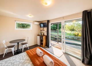 Orion Suite - Compact Stay with Essentials - 8