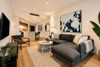 New Central CBD, Pool, Gym, Wifi - 0