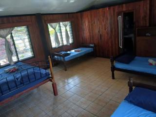 White Sandy Beach Resort - 9