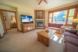 Red Hawk Townhomes 2345 by SummitCove Lodging in Colorado - 0