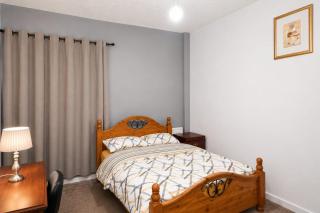 Spacious 6-Bedroom Home Ideal for Groups & Contractors - 6