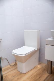 Osu, Kanda , Yele Properties - 6