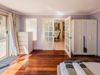 Lakeview Garden House - 1