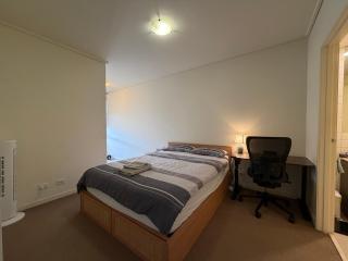 A cozy room with ensuite in Glen Waverley, in a shared 2-bedroom apartment - 0