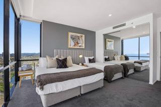 Circle on Cavill 4 Bedroom Stunning Sub Penthouse - Gold Coast - 6