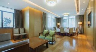 Deefly Yinrun Town Hotel - 2