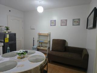 Sanremo Oasis Glendy 2BR Unit - 3