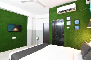 OYO 82026 BANGUR INN - 9