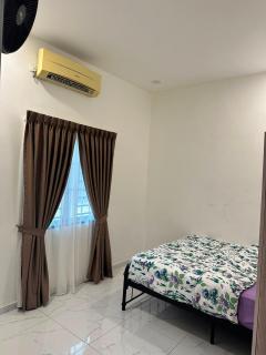 Homestay Atok Abah JB - 4