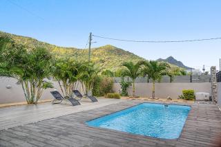4BR La Gaulette - Mountain Views, Pool & Surf - 8