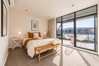 Chic and Contemporary Living at Cambridge Terrace - 8