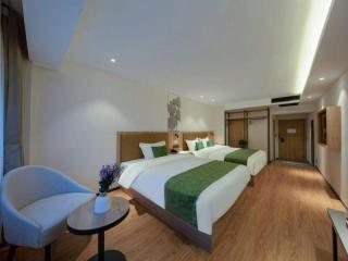 Green Tree Inn Express Heze University Town - 1