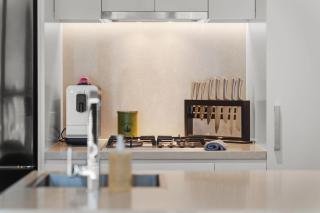 FV Flatiron Suites Fortitude Valley - 3