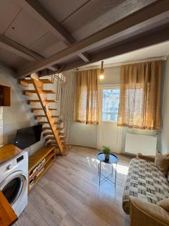 Charming 1937 #Victory Avenue - 2