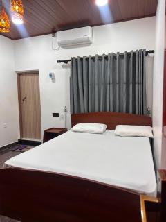 Nothern Empire Guest House& Restaurant , juice bar - 9