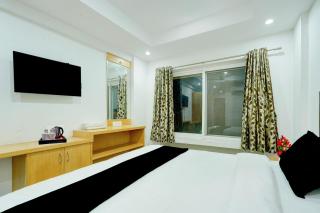 Townhouse Hillview Tirupati Formerly Hotel Looranova - 1