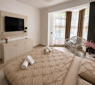 Antonia Alezzi Beach Resort - 3