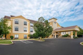 Comfort Inn Goshen - 8