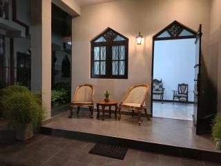 The Lagoon House - Colombo Airport - 9