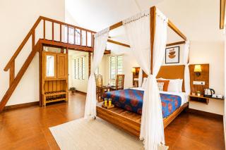 Titha 3BR Villa With Valley View Munnar By Homeyhuts - 9