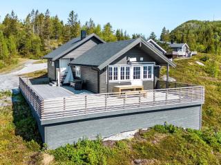 4 star holiday home in Naustbukta - 0