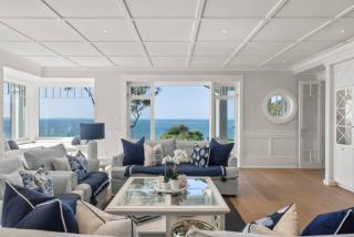 Hampton on View Luxury Clifftop in Campbells Bay - 1