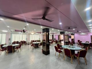 New Green Valley Hotel & Restaurant - 9