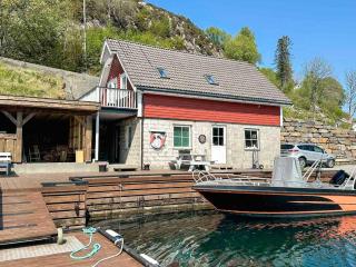4 star holiday home in Urangsvåg - 6