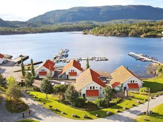 Five-Bedroom Holiday home in Jelsa 1 - 6