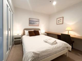 StayAU Convenient Apartment with Patio in Box Hill - 7
