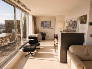 Sidemersey Livings - Liverpool City Centre Penthouse, Huge Balcony & Skyline Views, Secure Parking - 8