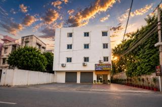 Hotel Savithas Grand - 0