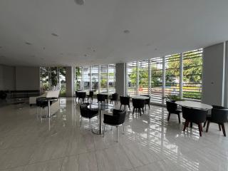 West Vista 2BR by Senyaman Living - 2