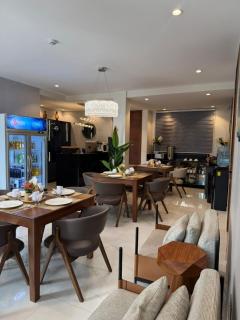 Maison Luxe Apartments - 4