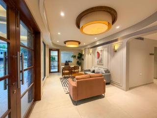 Grand Embassy - 5