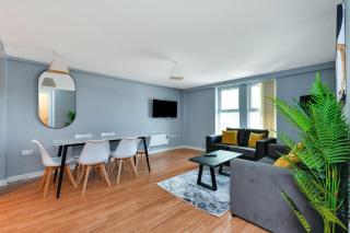 Modern 2-Bed Near Trent Bridge & City Ground - 9