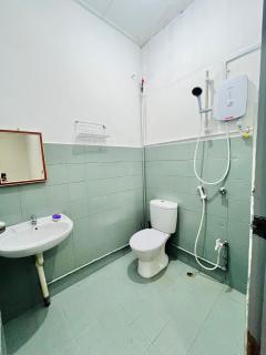 A&H Homestay - 6