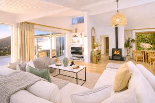 Mountain Oasis - Views, Pool, Hot Tub & Inverter - 8