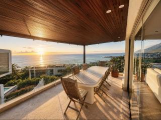 Mountain Oasis - Views, Pool, Hot Tub & Inverter - 5